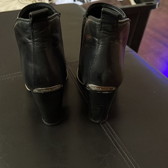 Boots - Picture 2 of 4